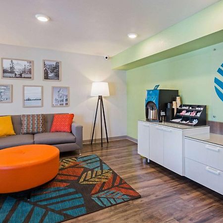 Woodspring Suites Davenport Quad Cities Екстер'єр фото