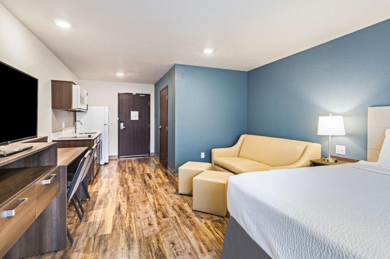 Woodspring Suites Davenport Quad Cities Екстер'єр фото