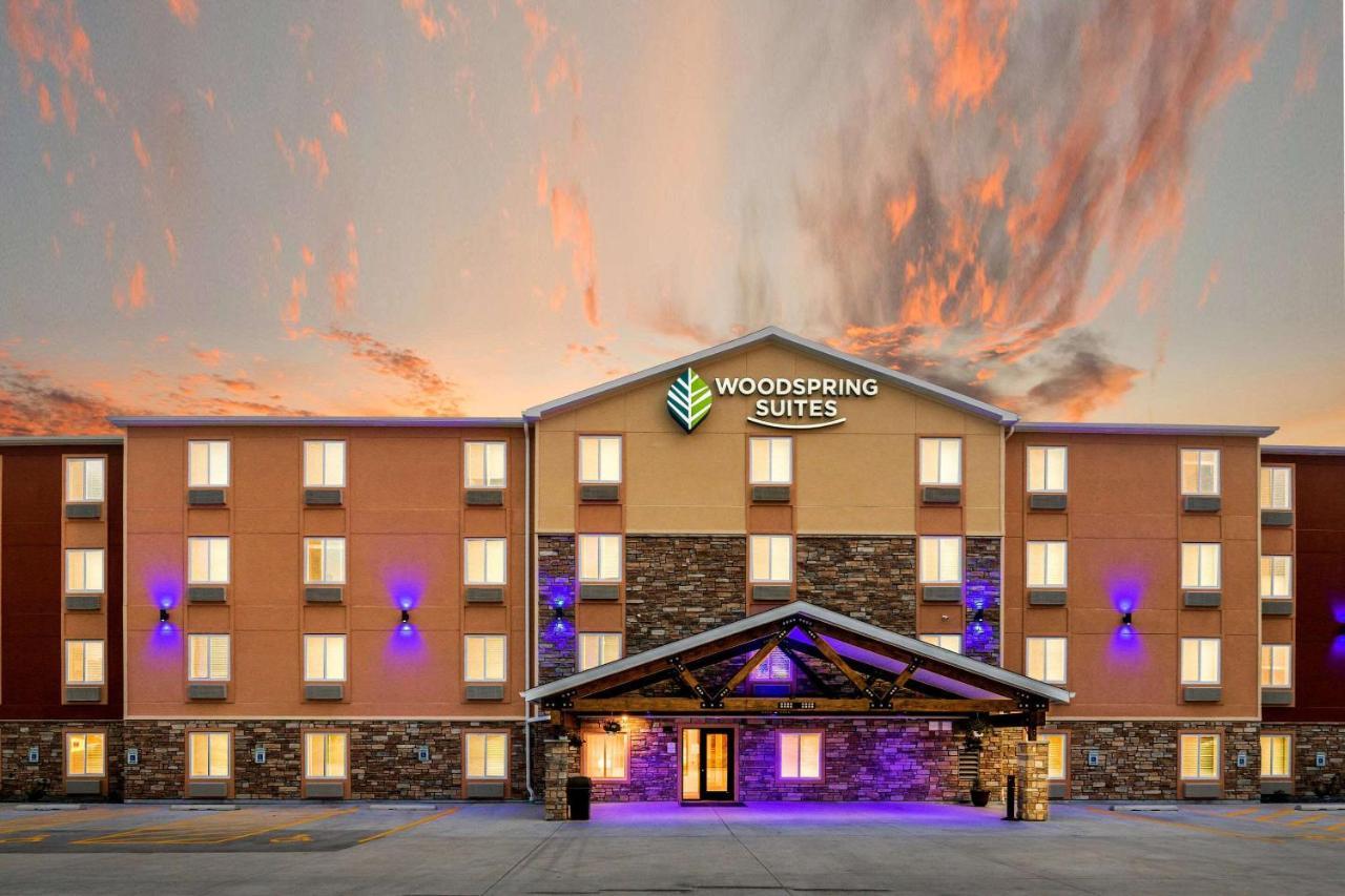 Woodspring Suites Davenport Quad Cities Екстер'єр фото