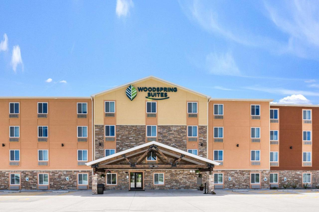 Woodspring Suites Davenport Quad Cities Екстер'єр фото