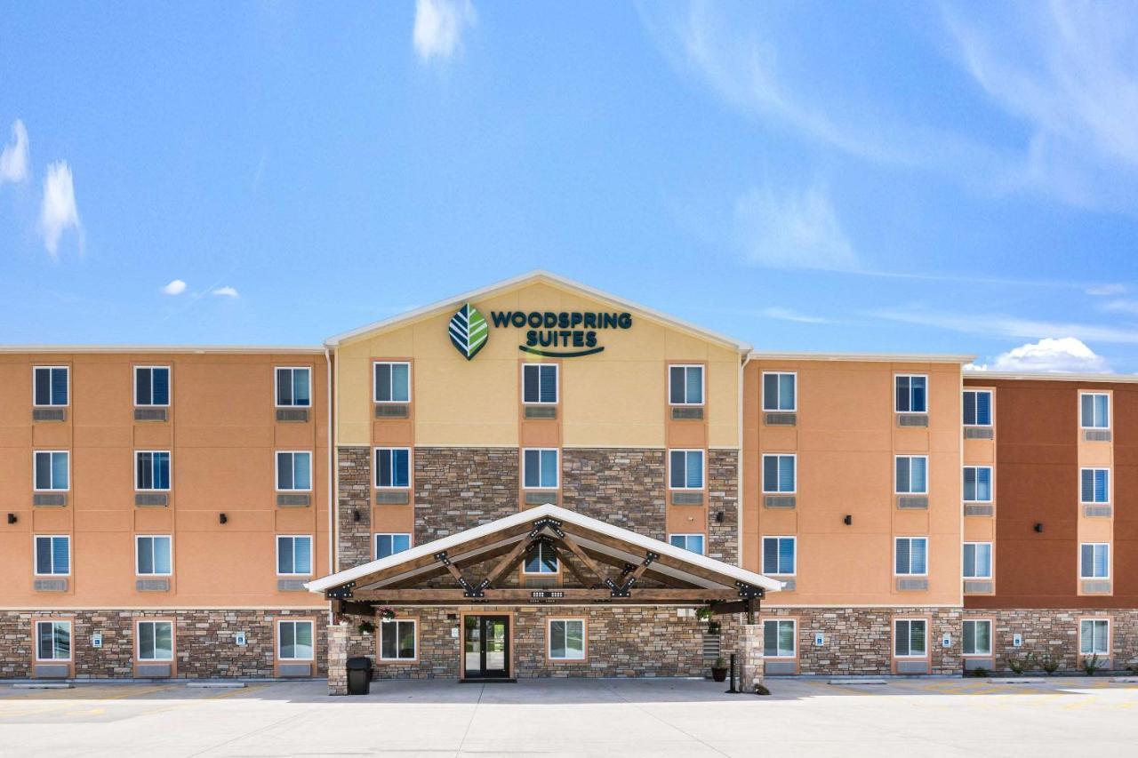 Woodspring Suites Davenport Quad Cities Екстер'єр фото