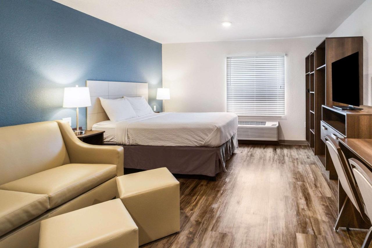 Woodspring Suites Davenport Quad Cities Екстер'єр фото