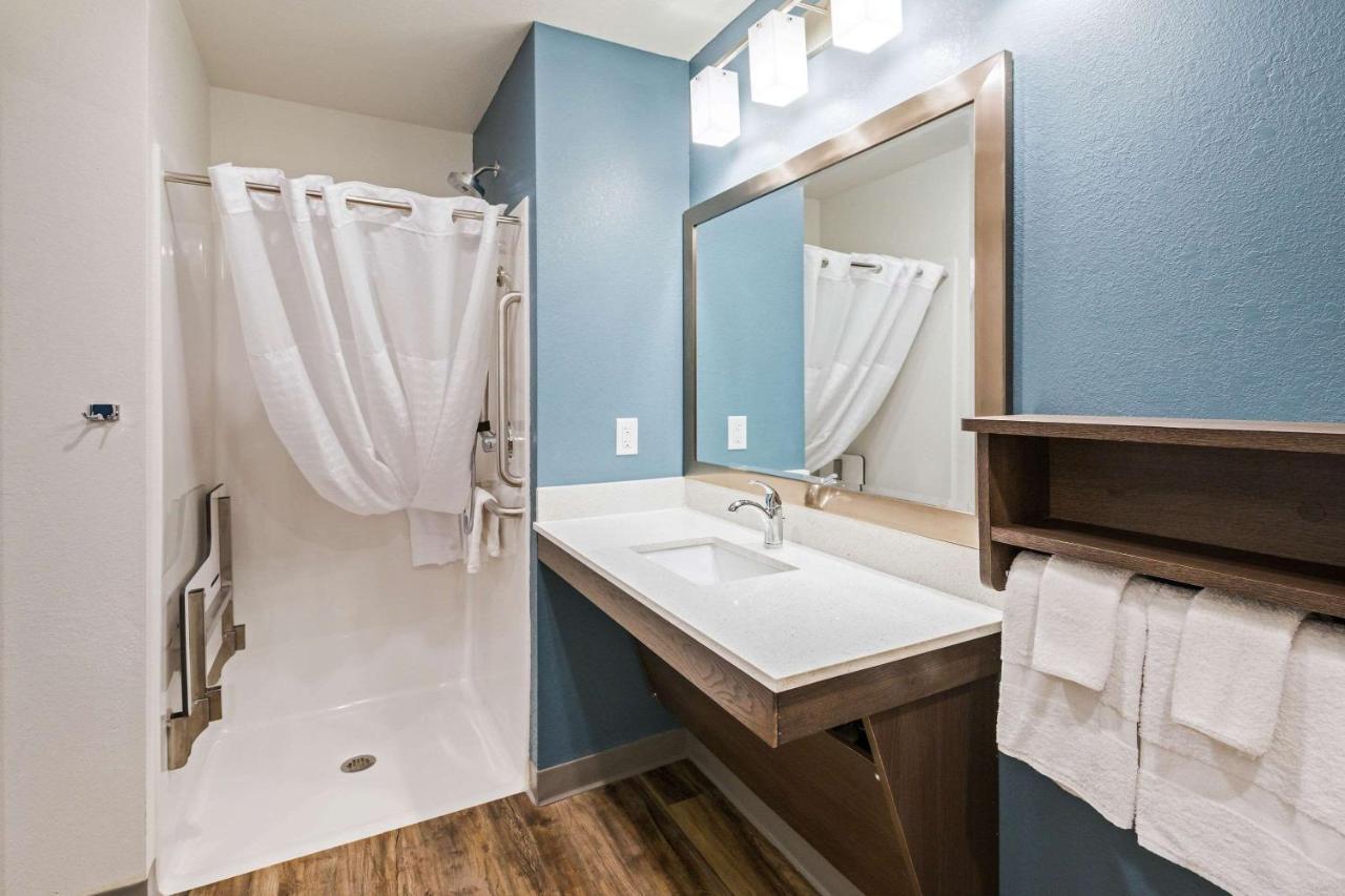 Woodspring Suites Davenport Quad Cities Екстер'єр фото